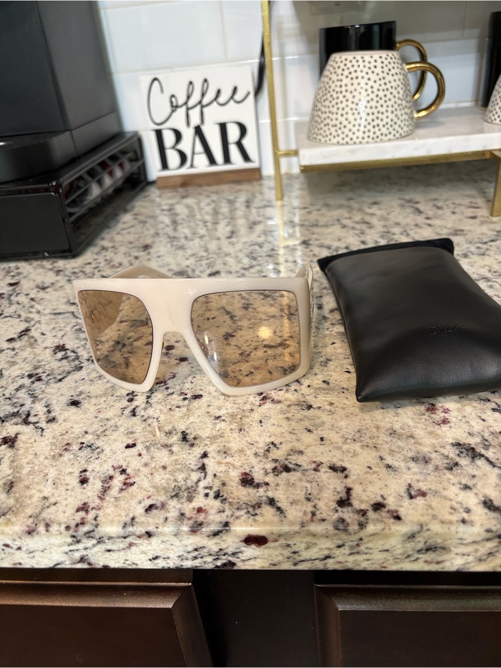 Acetate DiorSo Light 1 Shield Sunglasses Ivory - Picture 4 of 4